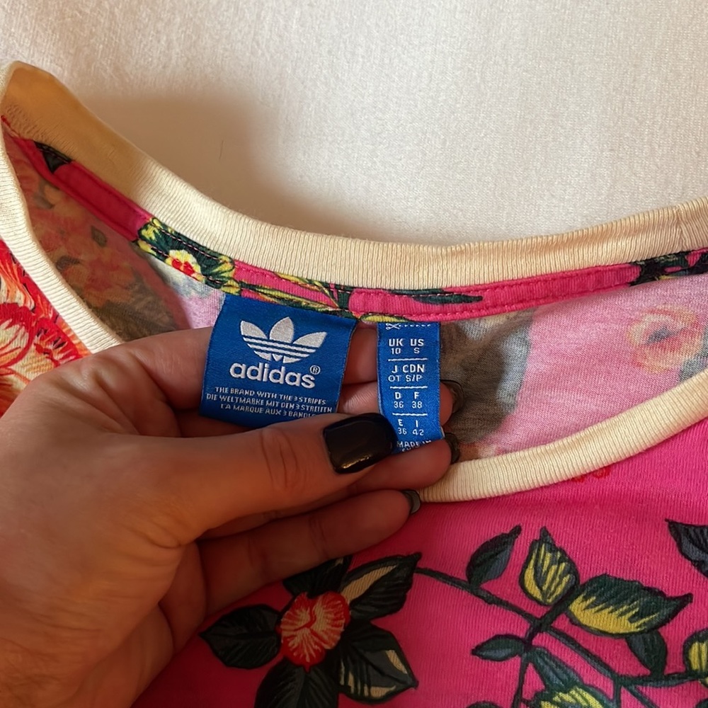 Adidas Tee - Picture 2 of 4